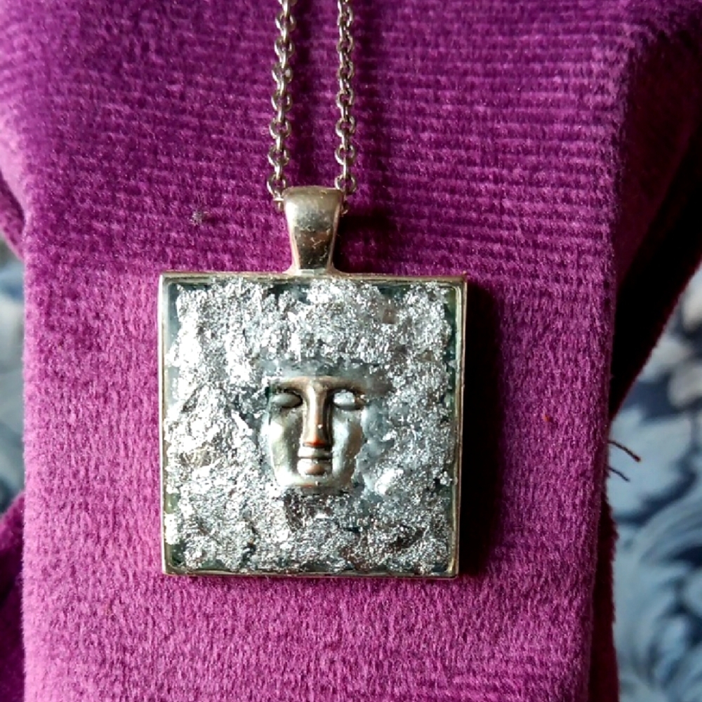 Silver Face Resin Pendant Necklace